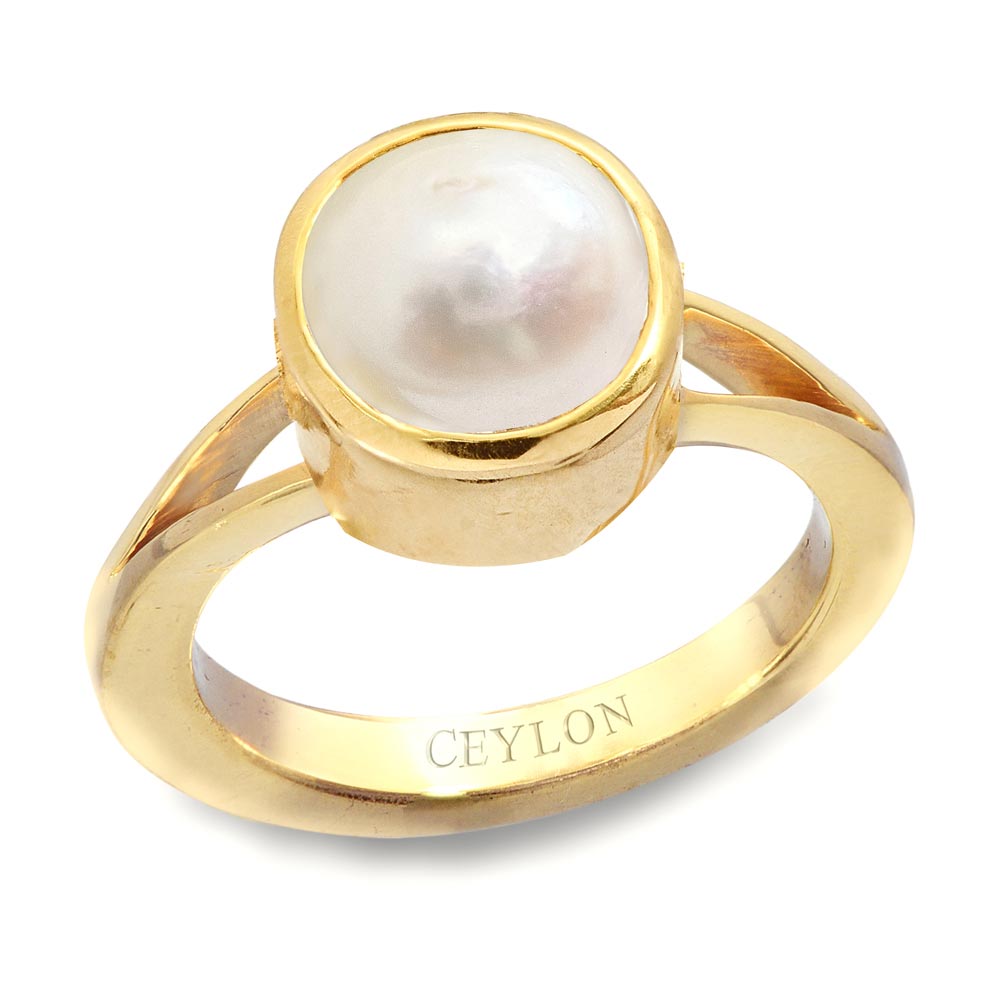 Gold and Pearl Ring: Modern and Elegant Handcrafted Jewelry - Souq2Door